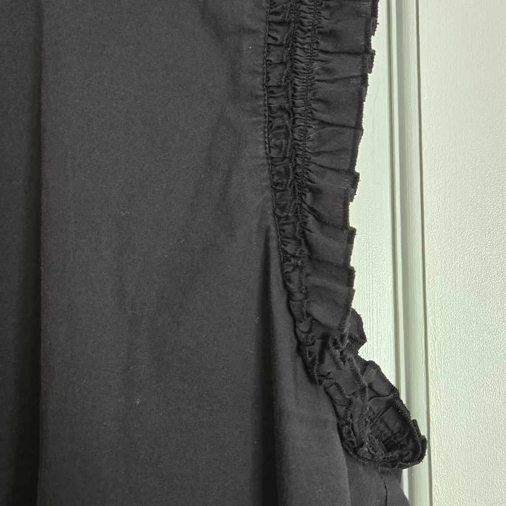Ann Taylor LOFT Black Sleeveless Top with Ruffle Trim - Picture 3 of 5